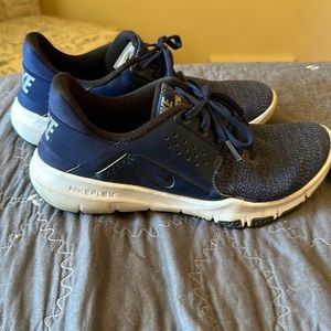 Nike flex men’s 9